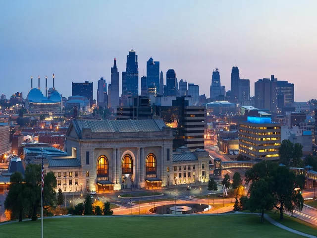 İnsanlar neden Kansas City'nin Kansas'ta olduğunu düşünür?